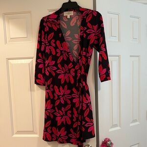 JB by Julie Brown Black and Pink Leaf Print Mini Dress